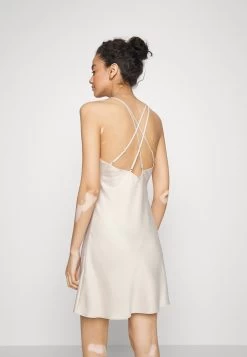 Anna Field Bridal Nightie / 003 - Off-White - Nachtjapon - 003 - Off-White -Anna Field 460fb469ea0a4822bdcc2fc1b01b7db8
