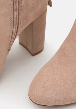 Leather - Laarzen Met Hoge Hak - Beige 11 Leather - Laarzen Met Hoge Hak - Beige -Anna Field 46cb7ba4b24644c79690a3cae899d54e