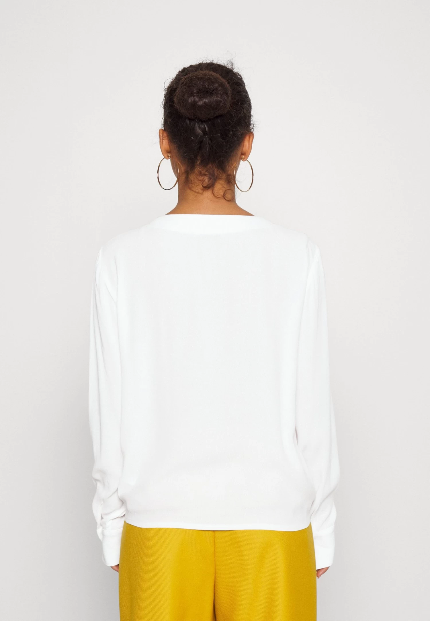 Blouse -Off-White 3 Blouse -Off-White - Afbeelding 3