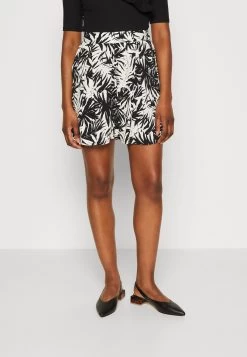 Anna Field Shorts - Black/Off-White