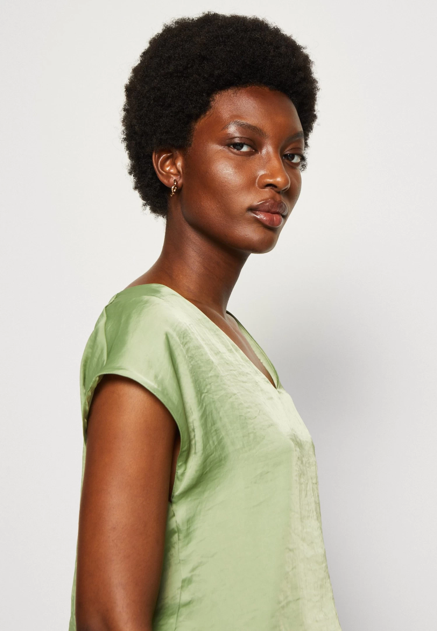 Anna Field T-Shirt Basic - Olive 4 Anna Field T-Shirt Basic - Olive - Afbeelding 4