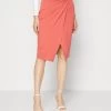 Anna Field Front Knot Midi Skirt - Kokerrok - Red