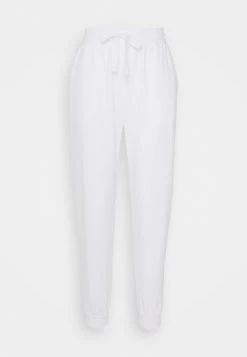 Anna Field Pyjama - Off White 13 Anna Field Pyjama - Off White -Anna Field d7aa32d567f44e49b85356dc75f04bde