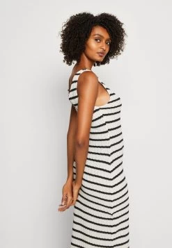 Anna Field Gebreide Jurk - Black/White 9 Anna Field Gebreide Jurk - Black/White -Anna Field e30a17d9811947b898f0f2fb46ac49f7